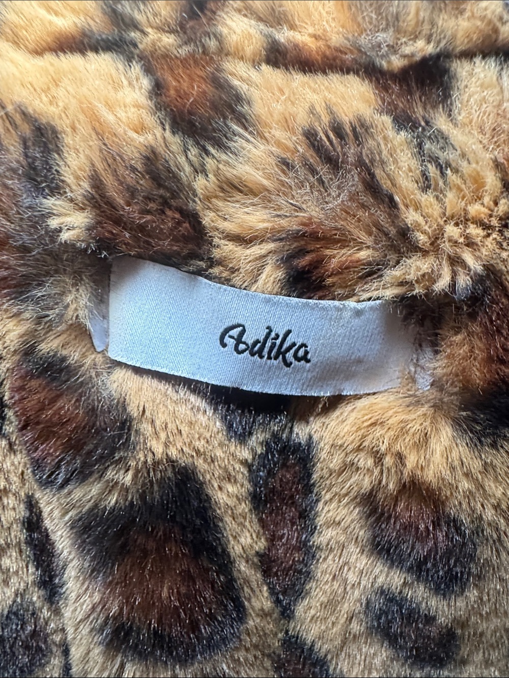 Adika Blue Denim Jacket with Leopard Faux-Fur Collar - Picture 2 of 4